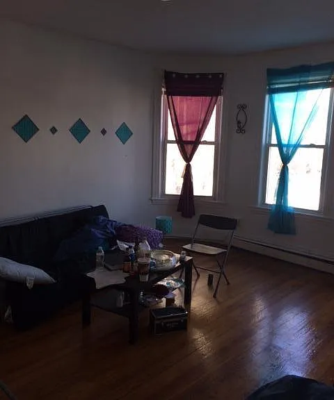 1524 Tremont St #1 — Photo 2