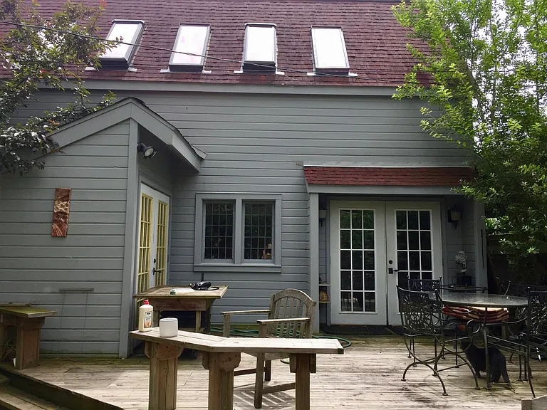 304 Virginia Ave — Photo 1