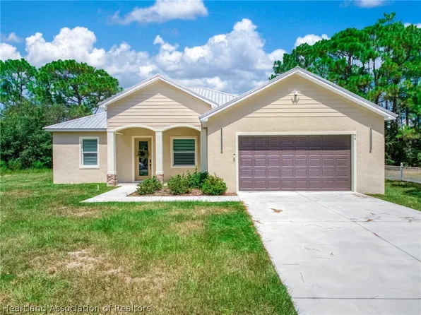 96 Humphrey Ave, Lake Placid, FL 33852