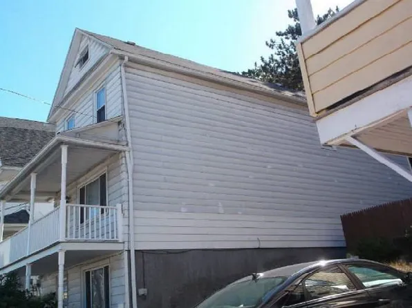 98 W Chestnut St, Wilkes Barre, PA 18705