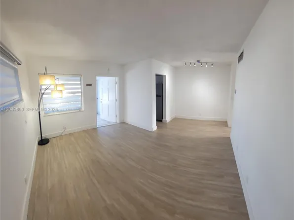1700 Cleveland St APT 203, Hollywood, FL 33020