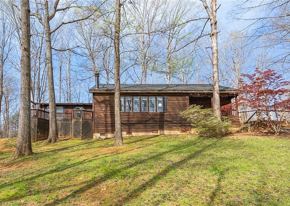 1st image of 236 Jacobs Creek Rd
