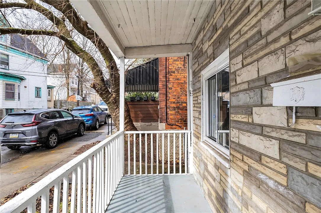 4 bed, 1839 sqft, $1,775 — Photo 3