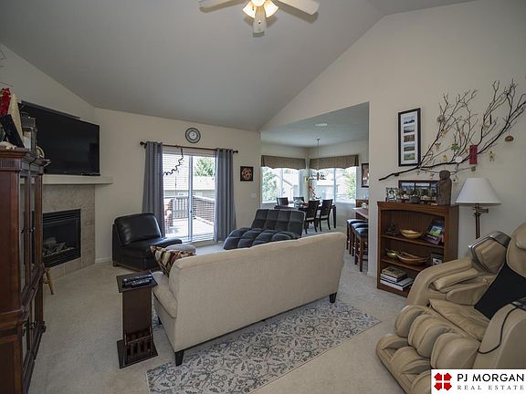 4th image of 10610 S 25th Ave