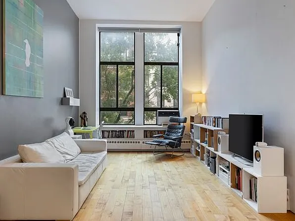 155 W 15th St APT 2I, Manhattan, NY 10011