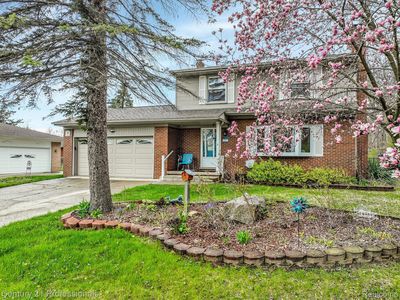 826 Hendricks Dr, Monroe, MI, 48162