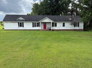 245 Smith Dairy Rd, Ray City, GA 31645