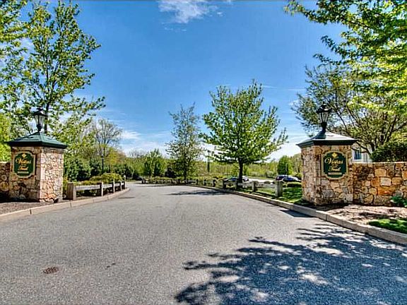 5th image of 113 Vistas Ct #113