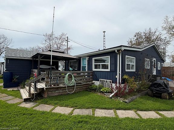 2nd image of 49 Heather Ln