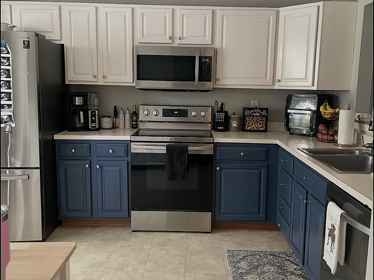 1927 Millington Sq — Photo 4