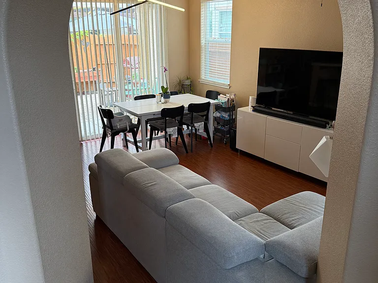 5004 Ocean Ln — Photo 6
