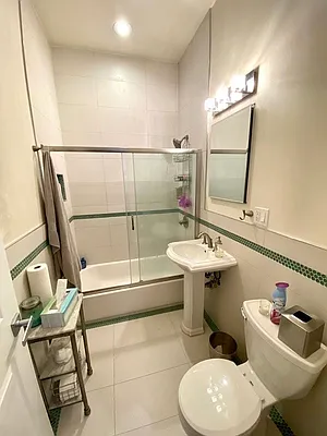 Rented by Bold New York | media 34