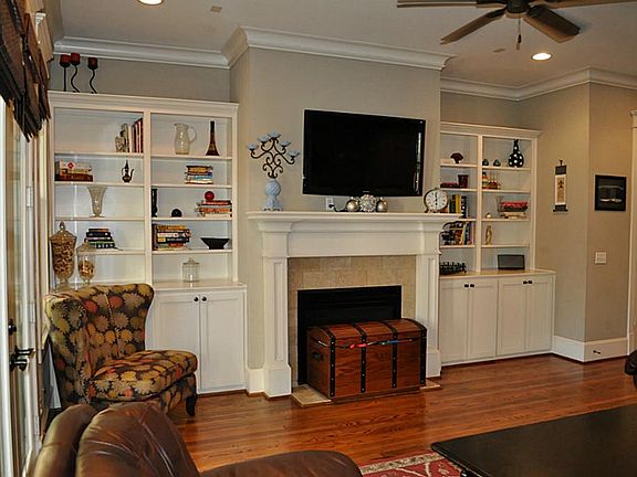Gas Fireplace and Built-in Bookcases/Cabinetry in Living Room