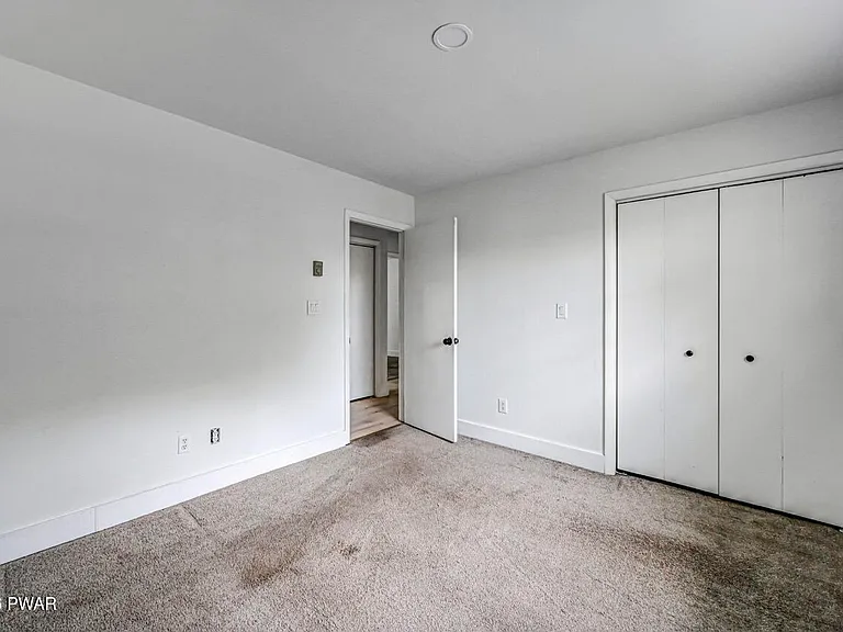 49 Lake View Dr #14 — Photo 35
