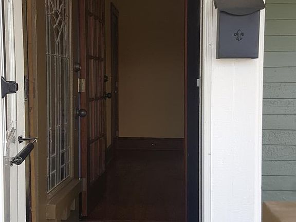Secured front entry foyer