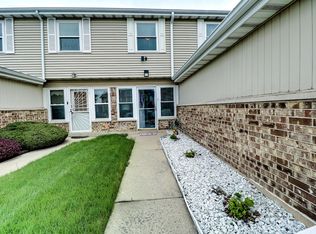 2638 E Martha Pl, Burnham, IL