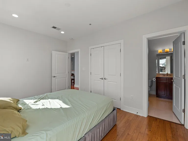 440 Rhode Island Ave NW #303 — Photo 9