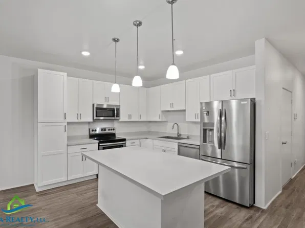 91-3524 Iwikuamoo St #204, Ewa Beach, HI 96706