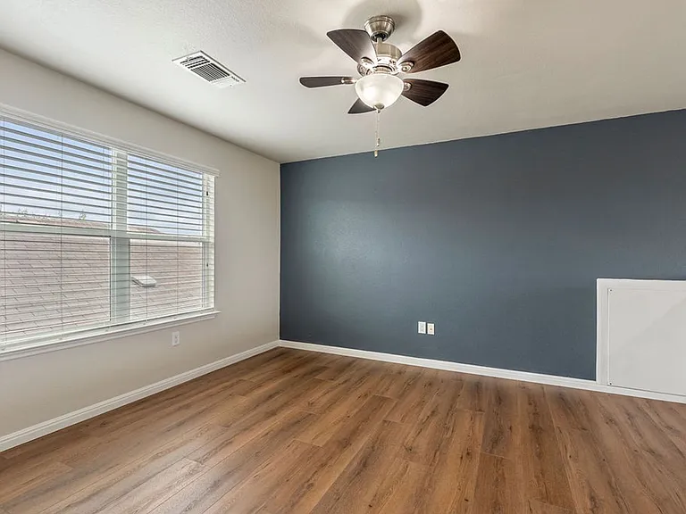 3304 Ortman Dr — Photo 13