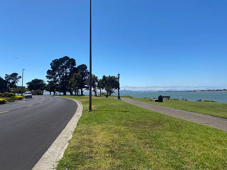 2750 Sea View Pkwy — Photo 34