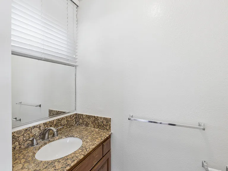 2429 Oswego St #B — Photo 18