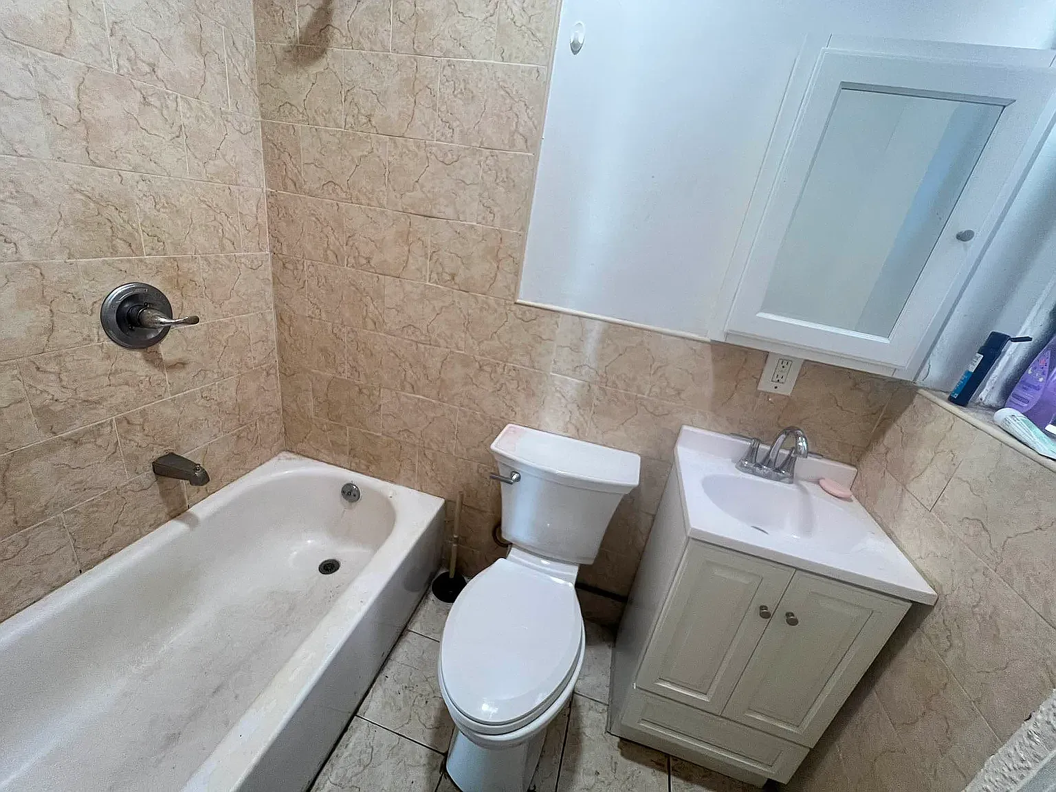 1482 Herkimer Street — Photo 4