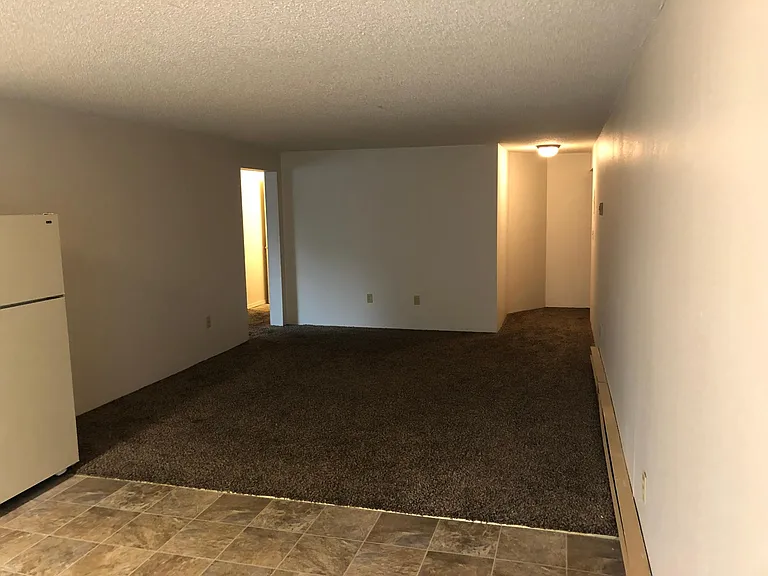 500 NE Maiden Ln #12 — Photo 3