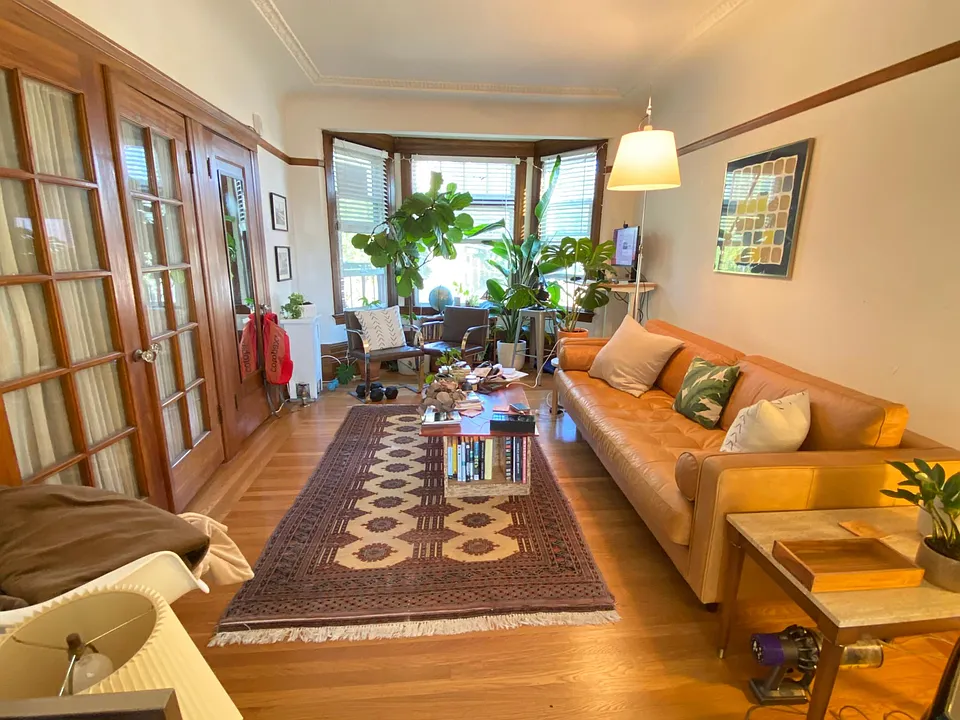 Similar size living room to show furniture possibilities