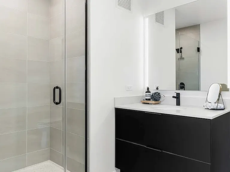 201 N Elizabeth St #1010 — Photo 4