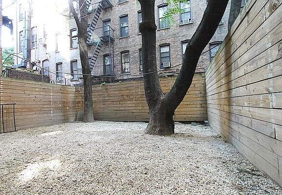 2nd image of 515 W 169th St APT 4A