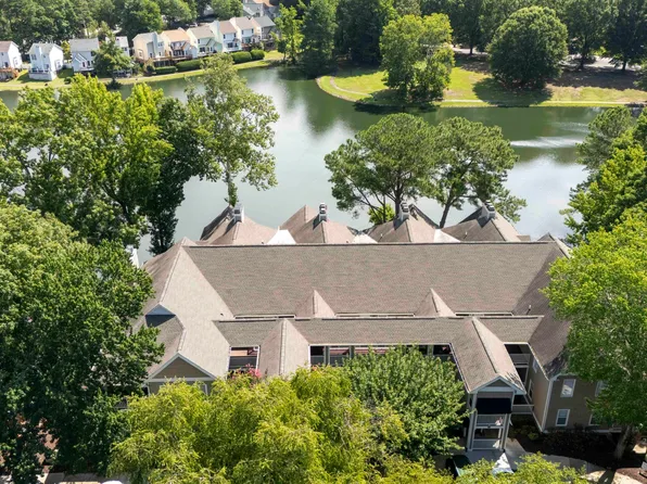 712 Springfork Dr, Cary, NC 27513