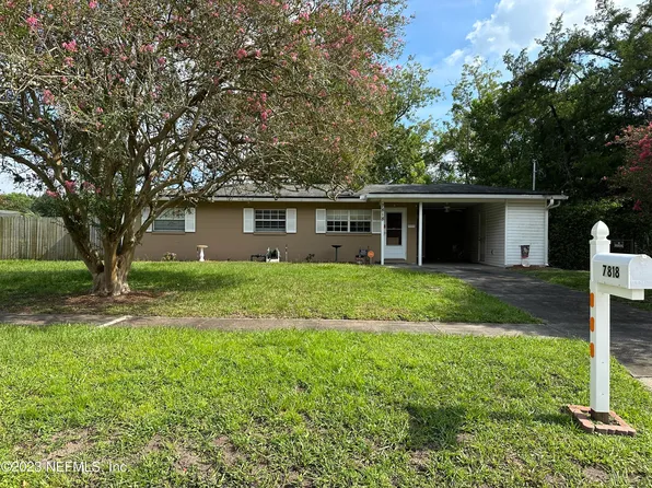 7818 FALCON Street, Jacksonville, FL 32244