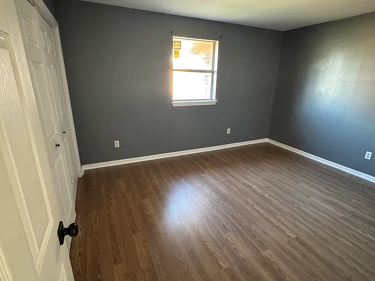 4019 Jupiter Dr — Photo 12