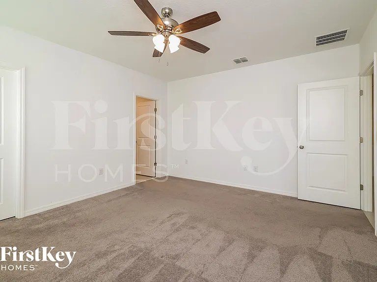 5007 Vellacito Way — Photo 13