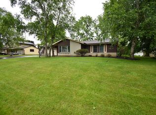 9422 W Vera Ave, Milwaukee, WI 53224