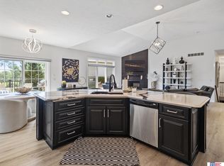 9360 Whispering Wind Rd, Lincoln, NE 68512