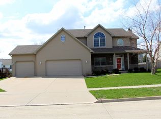 1210 Broad Creek Rd, Bloomington, IL 61704