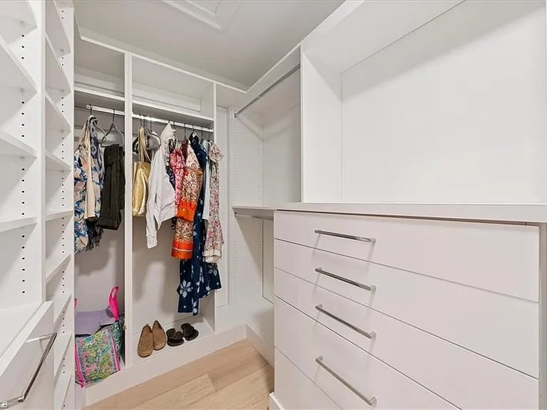 569 Park Shore Dr #G5 — Photo 28