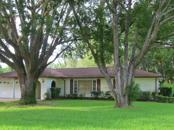 4 Emerald Court Dr, Ocala, FL 34472