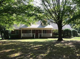 22 Claiborne Dr, Jackson, TN 38305