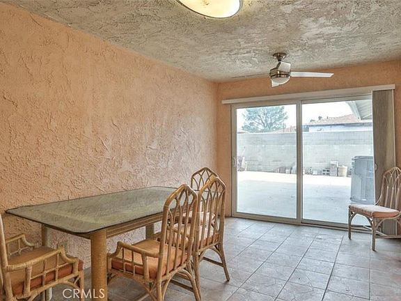 4th image of 1622 S Banna Ave #1