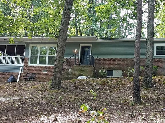 4th image of 1806 Dogwood Dr
