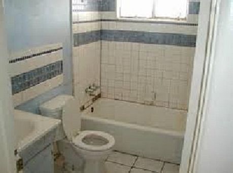 4th image of 8850 Robin Dr