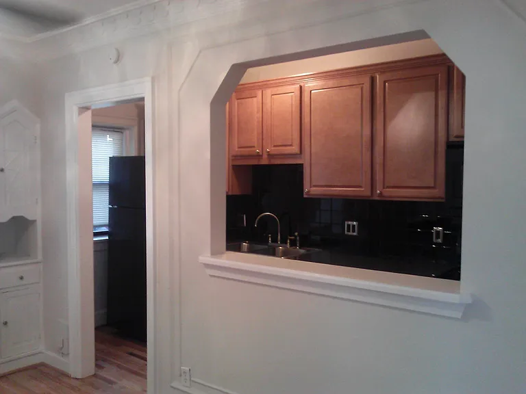 Rousseau and Cezanne Apartments — Photo 25