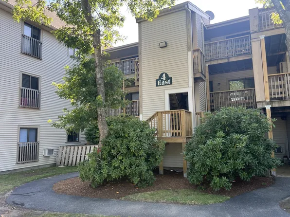 800 Bearses Way APT 4EC, Hyannis, MA 02601