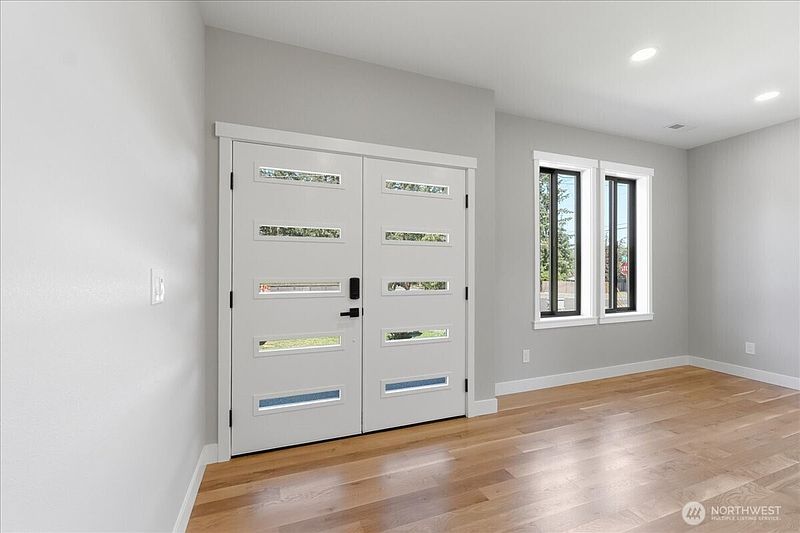 2nd image of 4322 60th Street E