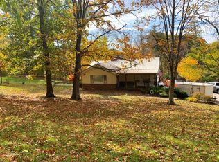 6855 S Blackburn Rd, Athens, OH 45701