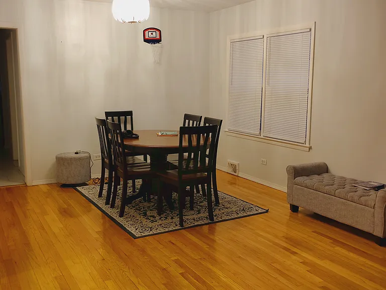 6158 N Hoyne Ave #1 — Photo 5