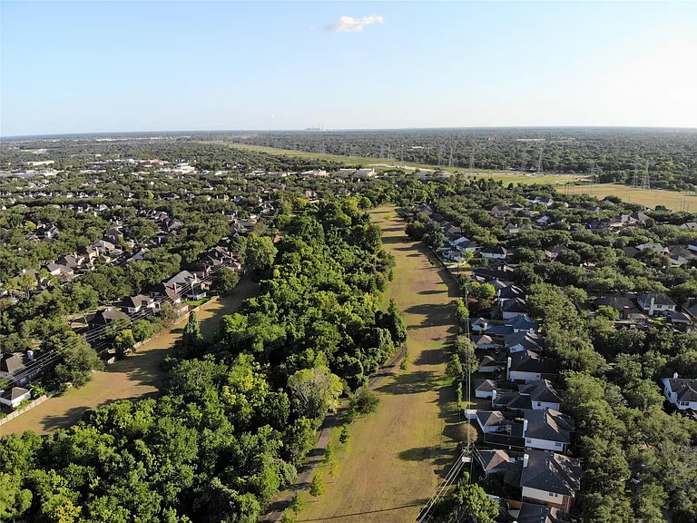 2218 Cypress Run Dr — Photo 24