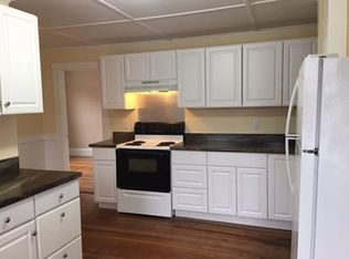 4 Peck St #1, Kingston, MA 02364